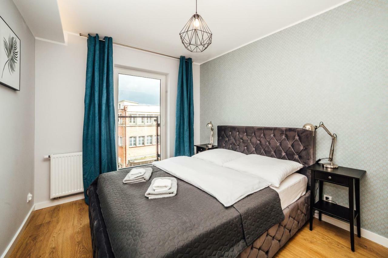 Pobookowane Chmielna Old Town Apartment *
